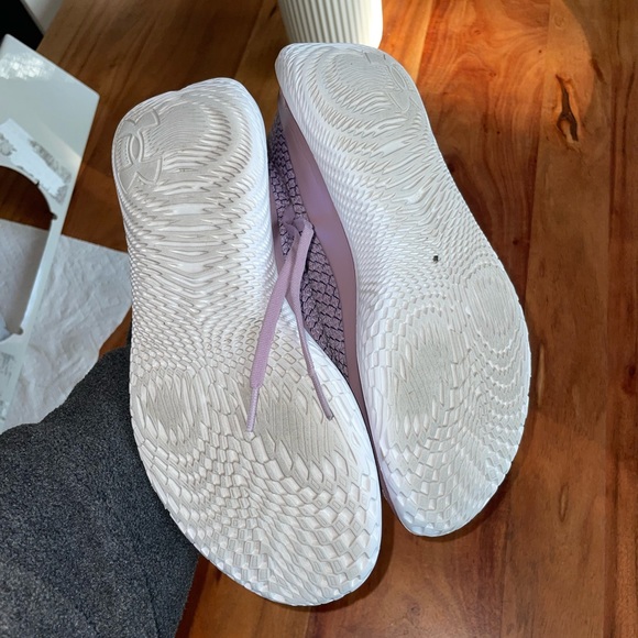 Under Armour running shoes - Picture 5 of 5